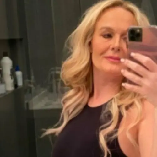 blondesanalteu image 0