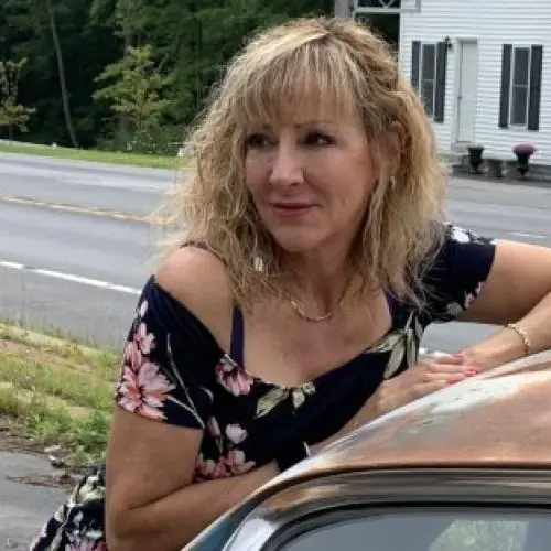 adrianaschmitd image 0